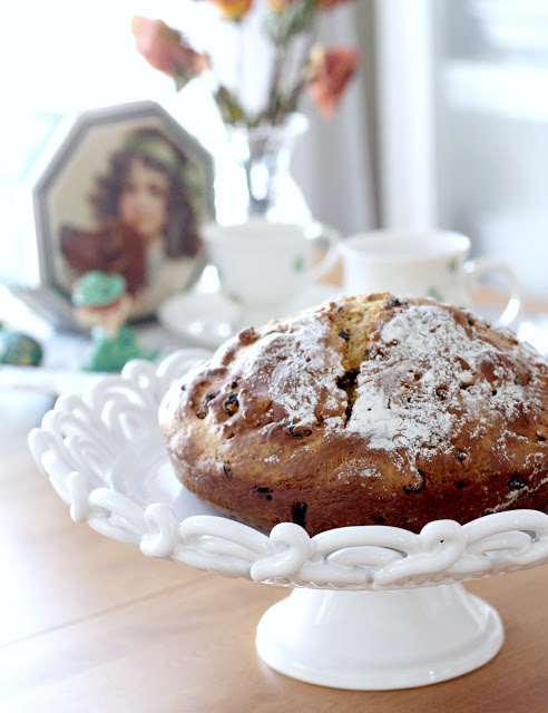 What would St Patrick's Day be without a traditional loaf of Irish Soda bread. And today is a good reason to bake up a loaf even if you aren't Irish. This easy recipe is just perfect with a cup of tea and yet hearty enough to serve along side a meaty entree.