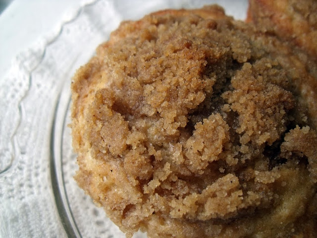 Allspice Crumb Muffins