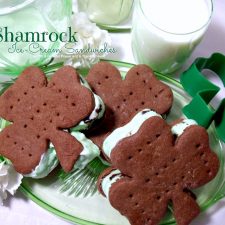 Minty Ice Cream Shamrocks