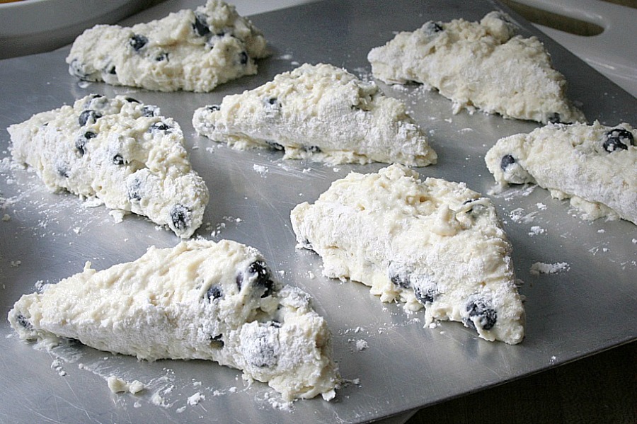 Sharing another blueberry treat ~ scones. These are wonderful blueberry scones from Tyler Florence and have a wonderful lemon glaze.