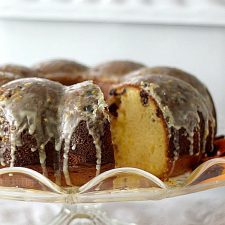 Orange Cake with Cranberries