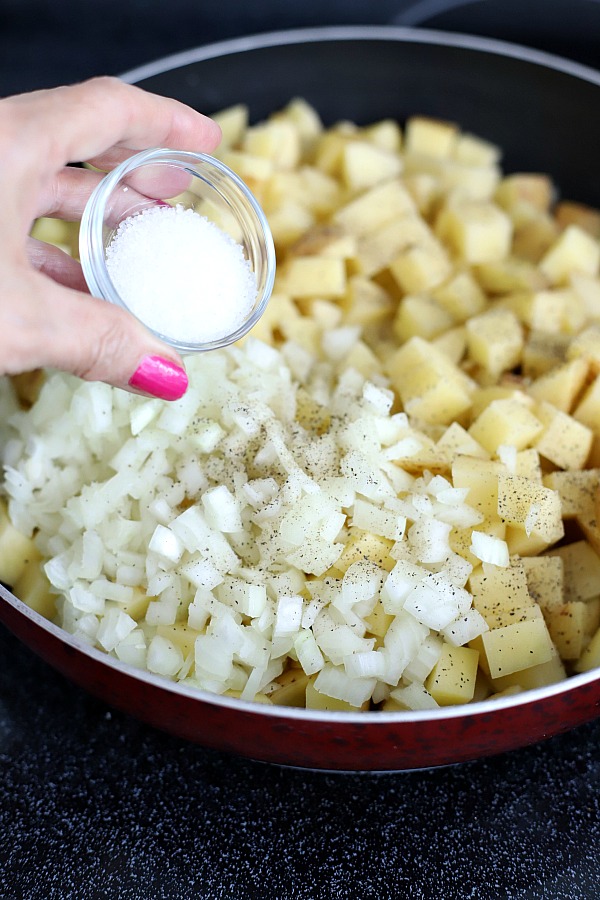 Easy recipe for homemade hashed browns. Diced potatoes are cooked in butter to perfection with a crispy exterior and great potato flavor. Great with eggs and bacon for breakfast or as a dinner side dish.