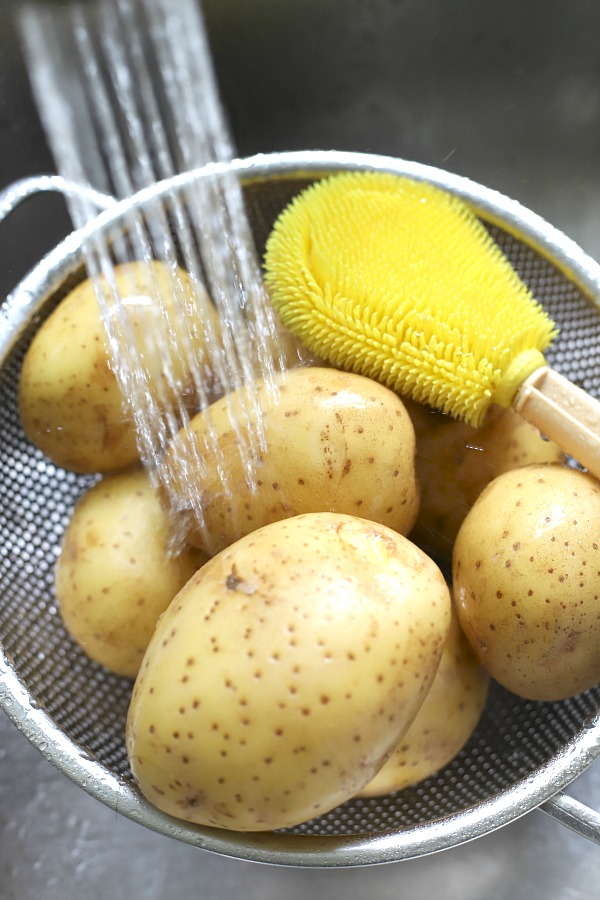 Easy recipe for homemade hashed browns. Diced potatoes are cooked in butter to perfection with a crispy exterior and great potato flavor. Great with eggs and bacon for breakfast or as a dinner side dish.