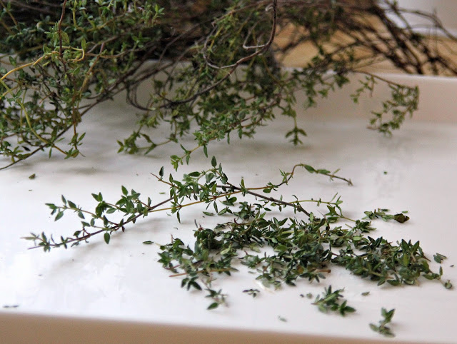 Gather those herbs as the autumn garden begins to fade to enjoy throughout the winter months. Suggestions for drying and freezing.