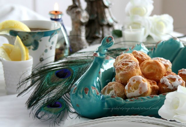 Recipe for a sweet treat perfect for serving at  luncheon, brunch or tea party. Lemon Flower teacakes are pretty and tasty.