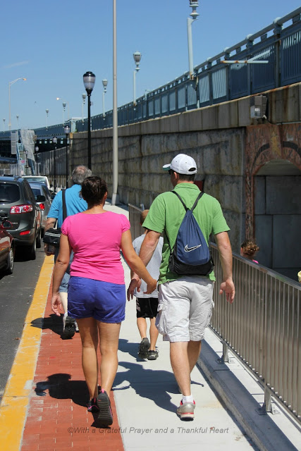 Walking the Ben Franklin Bridge