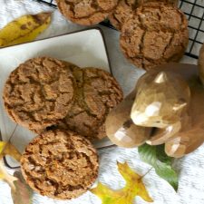 Baking Ginger Crinkles Cookies