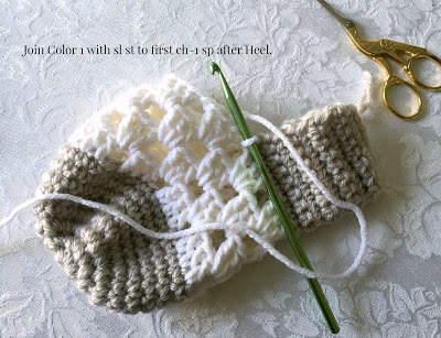 Sweet pattern for 1st Christmas crochet baby stocking www.lorrainedhebler.com 