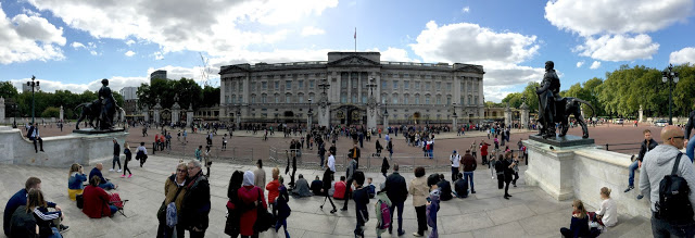 Don't miss Buckingham Palace & The Royal Mews if you are planning a trip to London. Check the dates for when the palace is open to visitors. 