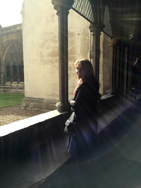 Walking the corridor of the Westminster Abbey cloister.