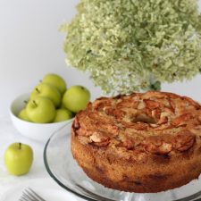 Jewish Apple Cake