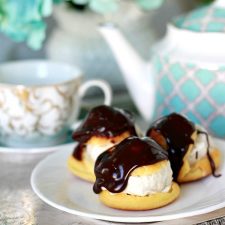 Profiteroles