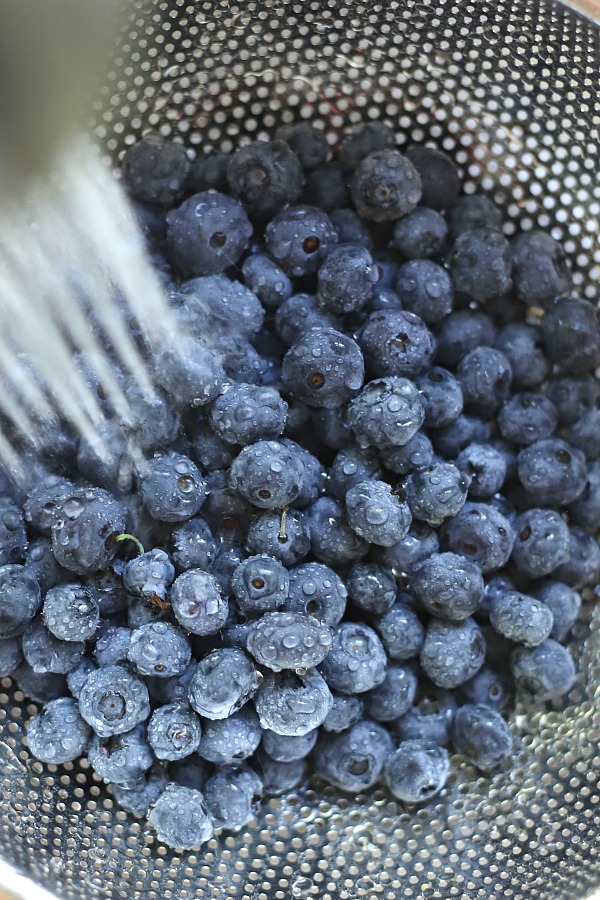 Easy recipe and step-by-step directions for making homemade blueberry muffins for the beginner cook or baker.