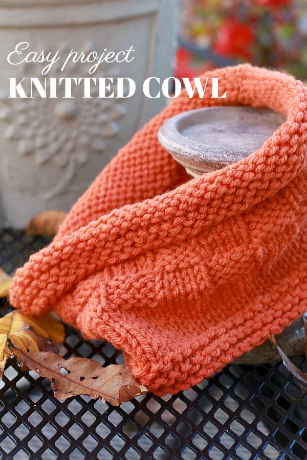 Keep warm and snugly this fall with a stylish knitted cowl. Cute pattern that is easily modified for many different looks. A great beginner knitting project.