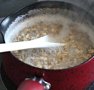 Start the day strong with a breakfast of hot cereals. Easy to prepare farina or oatmeal with your favorite toppings is delicious and cheap to prepare.