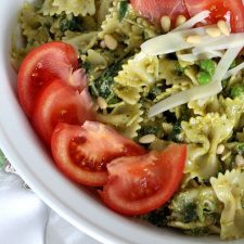 Pasta Pesto and Peas