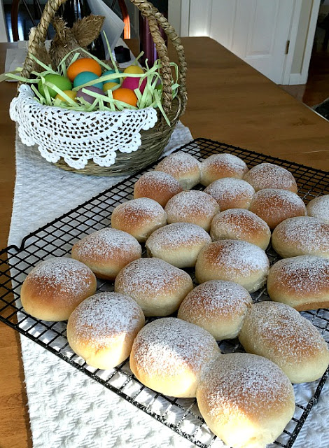 A lovely Easter brunch menu includes baked ham with pineapple glaze, quiche Lorraine, roasted asparagus, deviled eggs, fruit, assorted breads and dessert. Easter is often a time of family gatherings, sunrise church services, fancy clothes and colorfully dyed eggs and a special meal.