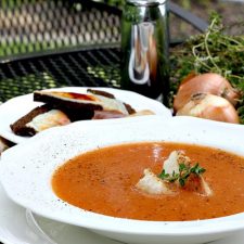 Garden Fresh Tomato Soup