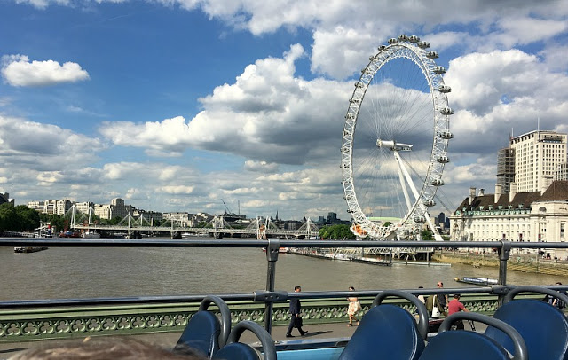 Keep Calm and Love London, travel from Heathrow Airport to Trafalgar Square, the National Gallery, the National Portrait Gallery & St Martins in the Fields.