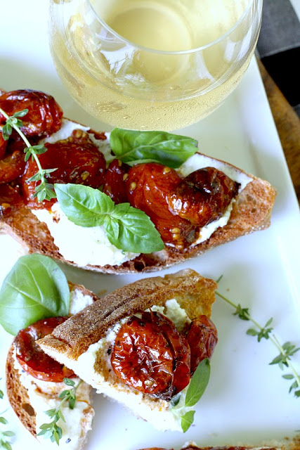 Visit to London Covent Garden and Jamie Oliver restaurant inspired this easy recipe for roasted cherry tomato and basil bruschetta with creamy ricotta. A fresh and delicious summertime appetizer or entree.