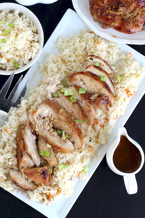 Easy recipe for baked Indonesian ginger chicken with a sticky and delicious sauce. Marinate chicken in a fresh ginger, garlic and soy sauce marinade then bake until tender and moist. Serve over rice for a fabulous, flavor-packed dinner.