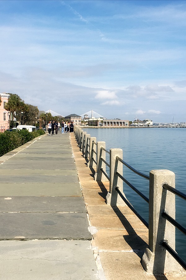 Charleston is a great city to explore by foot. Every street you walk down you’re guaranteed to find beautiful buildings and scenery, historic landmarks, and plenty of shops and restaurants.