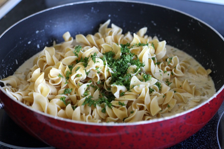 Try something different as a side for a chicken, pork or beef entree. Swiss Parsleyed Noodles is an easy side dish made extra special and flavorful with Swiss and Parmesan cheese and topped with crunchy buttered breadcrumbs.