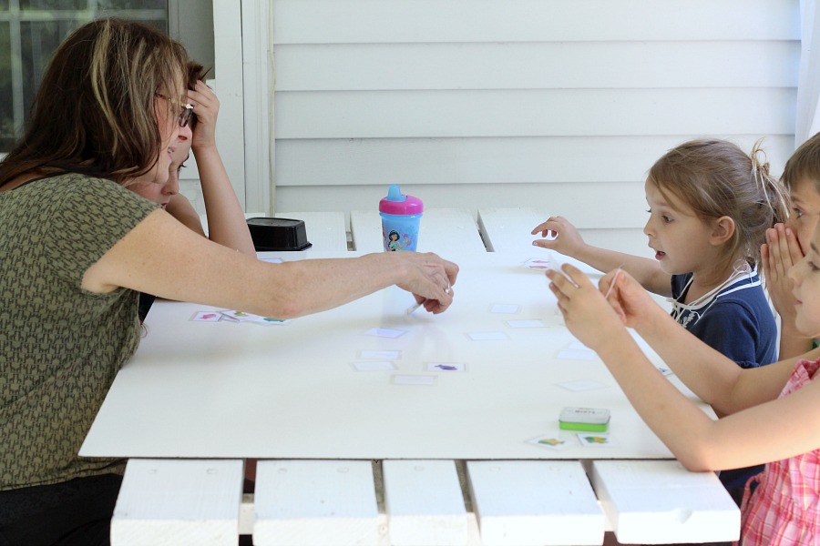 Cute and colorful, Something Fishy matching memory game, provides hours of fun for kids while building recall, focusing and problem solving skills.