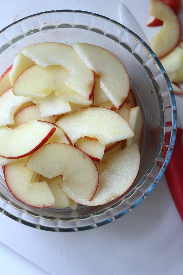 Rose Apple Pastries are pretty little bundles that taste like apple pie. Individual serving-size that look elegant and taste amazing but are an easy-to-make dessert using puff pastry sheets.