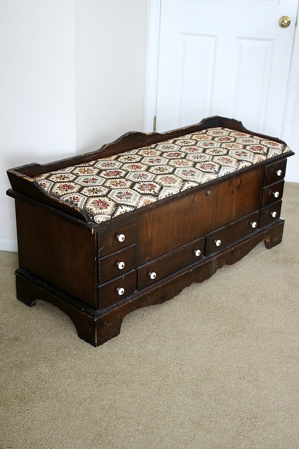 Refinished DIY vintage Lane cedar hope chest using chalk paint and sealing wax brought new life to a dark and dated piece of furniture. An easy makeover that looks beautiful in my Shabby chic, French Country room.