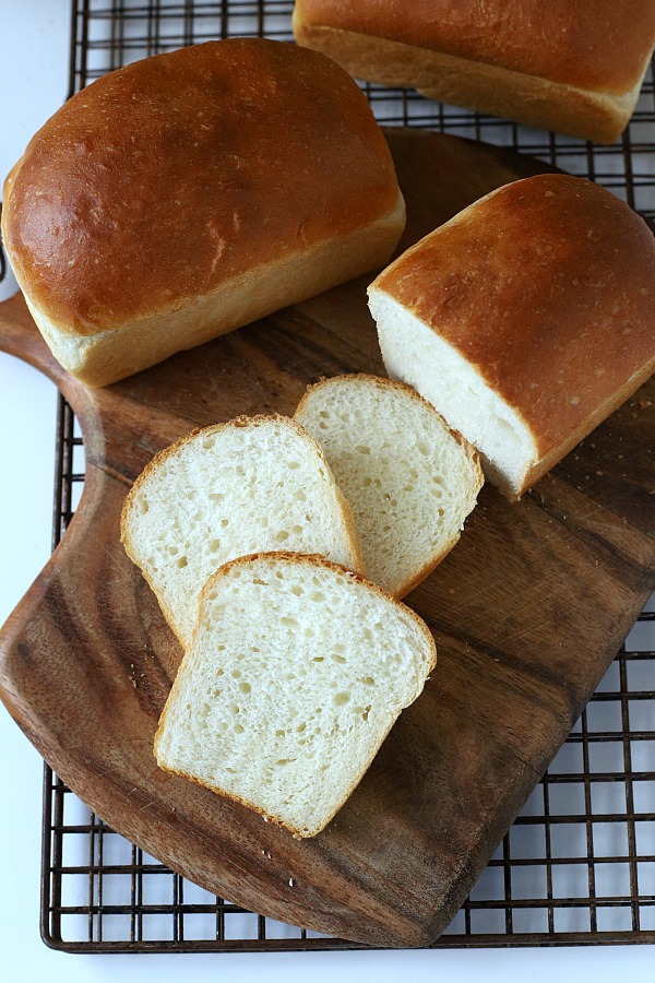 Toasted, buttered, as a sandwich or for sopping up gravy or soup, homemade bread is amazingly satisfying. This very easy potato bread works for breakfast, lunch and dinner. 