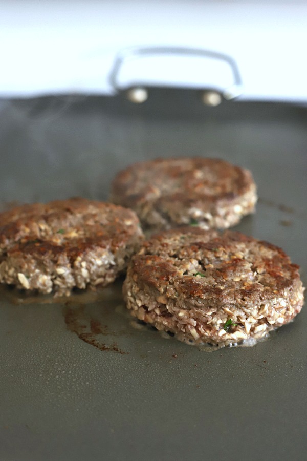 No giving up taste with moist and juicy blended burgers. The perfect mix of finely chopped mushrooms and ground beef create a delicious Umami burger that is healthier for you.