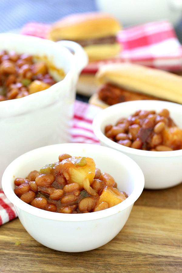 It doesn't take long to make really tasty Hawaiian baked beans with this easy recipe. Pineapple, brown sugar and molasses adds great flavor. Make on the stove top or bake in the oven.