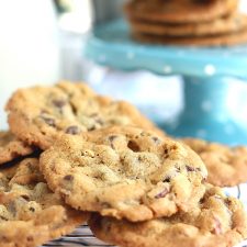 Crunchy Chocolate Chip Cookies