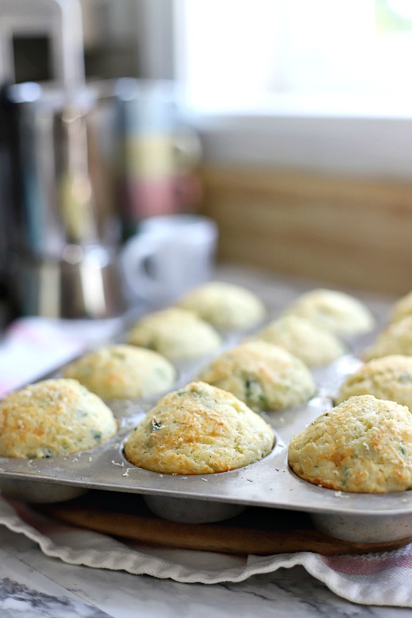 Easy recipe for Cheese and spinach muffins just right for a dinner. Savory flavor great for brunch and a perfect grab and go breakfast for busy mornings.