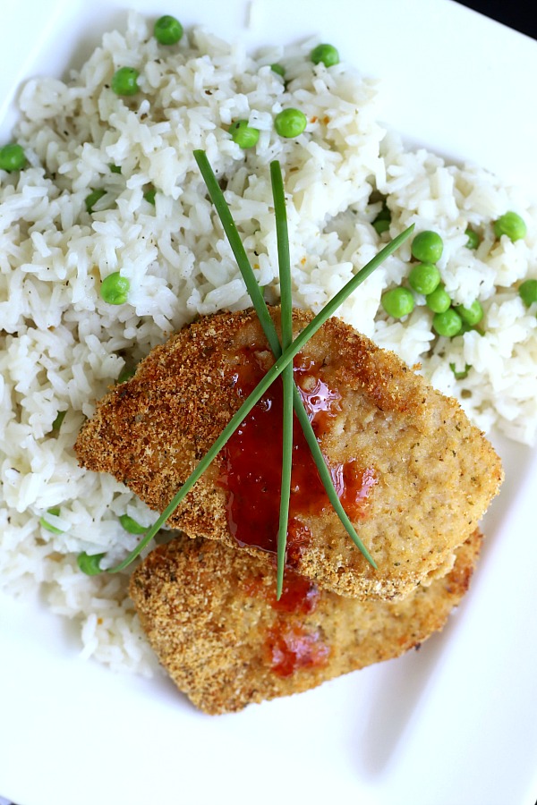 Tender and moist pork chops made quick and easy with a favorable, homemade shake and bake coating. Just coat and bake for a delicious family meal kids love.