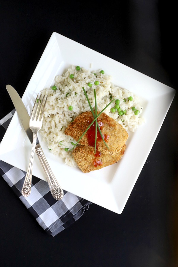 A great dinner doesn't have to be complicated. Make pork chops baked in the oven with no messy frying, with homemade shake and bake coating.  A moist and tender chop full of flavor in no time.