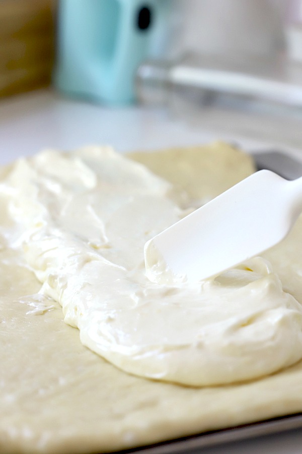 Step-by-step directions for easy cream cheese bread from yeast dough using a bread machine. A light and fluffy Danish with sweetened cheese filling is perfect for breakfast, as a snack or even dessert.