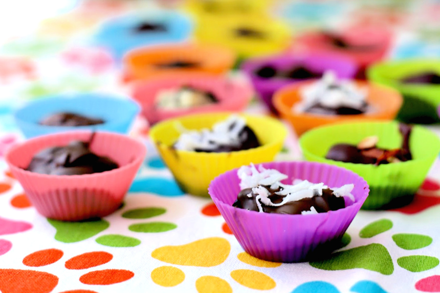 How to make chocolate blueberry clusters