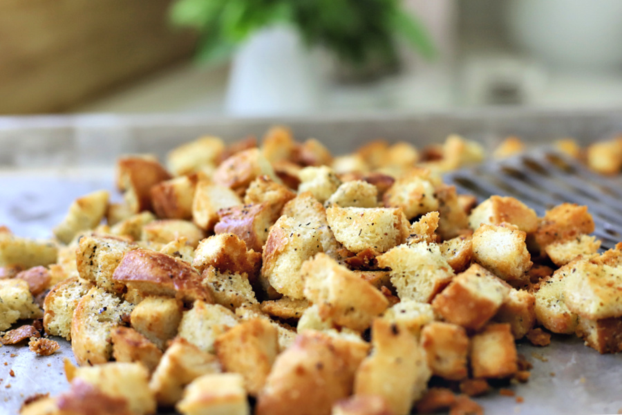 Easy recipe and how-to make homemade Parmesan croutons.