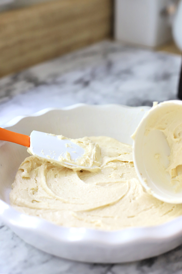 Easy step-by-step how-to for making a yummy frosted lemon Danish pie.