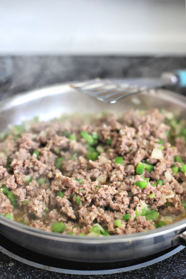 ingredients for country sausage gravy