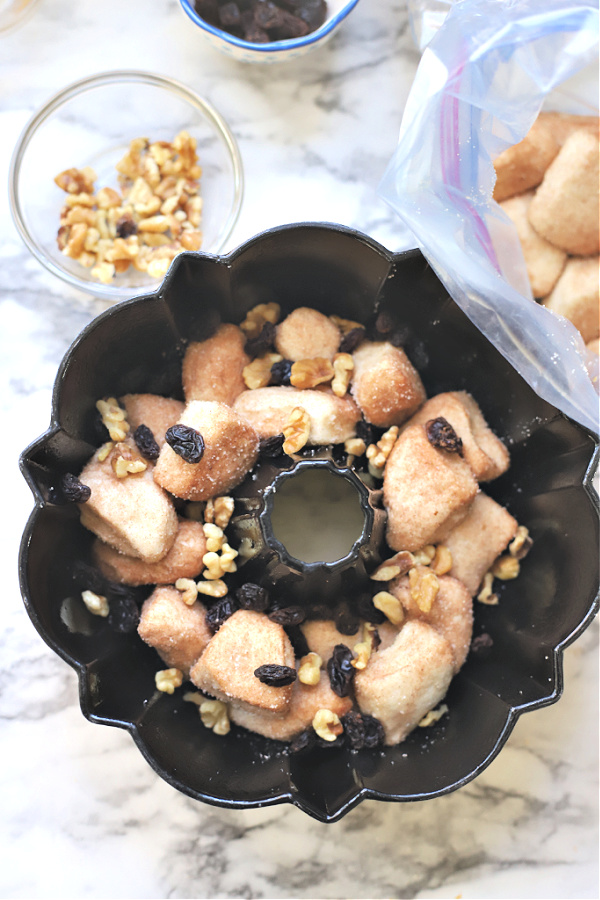 How to make homemade monkey bread