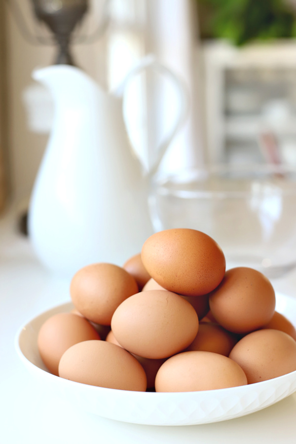 natural brown eggs for Easter bread