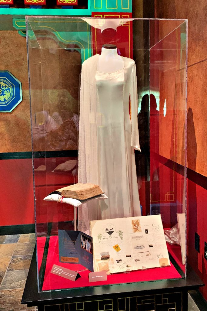 Ruth Bell Graham wedding dress Billy graham library