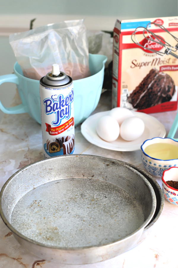 Ingredients for Chocolate mocha cake.