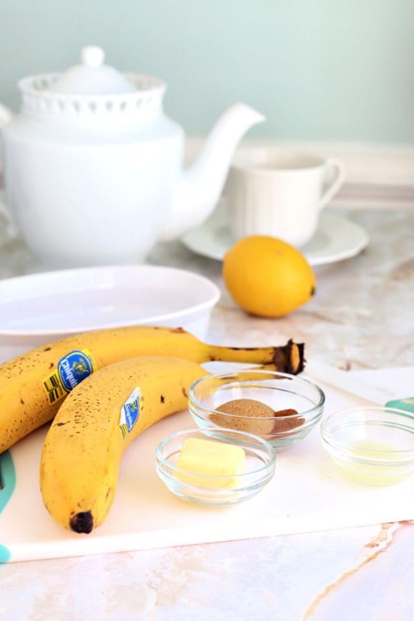 Ingredients for making sautéed fried bananas.